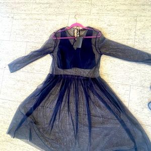 Super cute! Sheer baby dolls dress😍